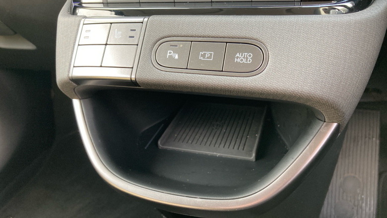 Hyundai INSTER 85kW 02 49kWh 5dr Auto Electric Hatchback